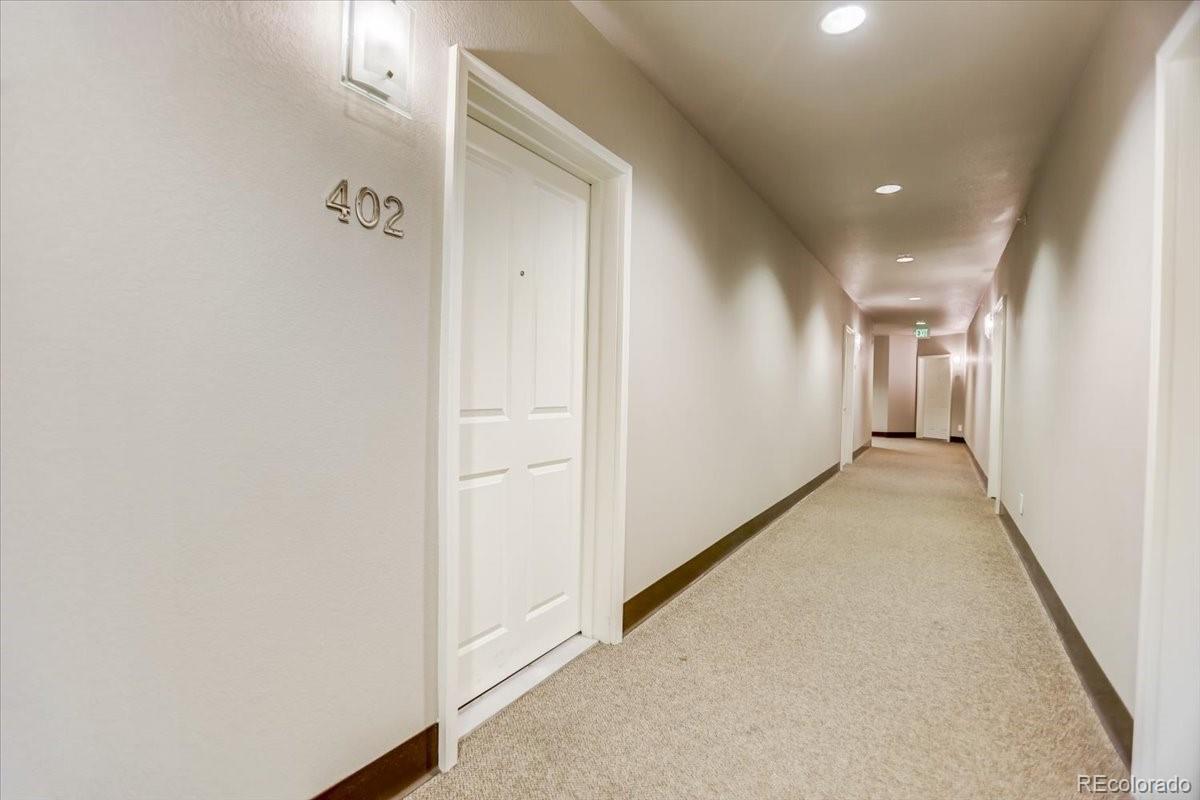 725 Elmhurst Drive Unit: 402