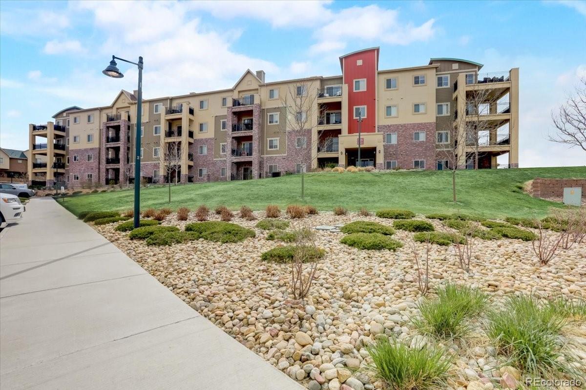 725 Elmhurst Drive Unit: 402