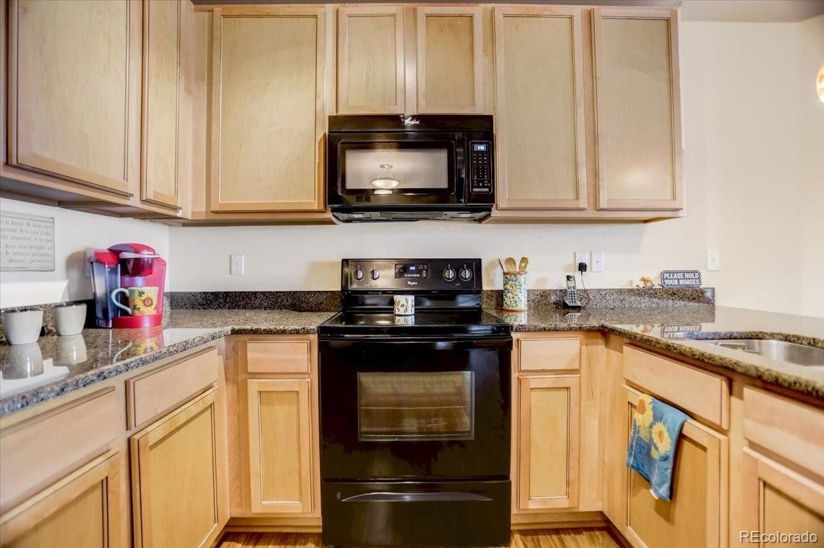 725 Elmhurst Drive Unit: 402