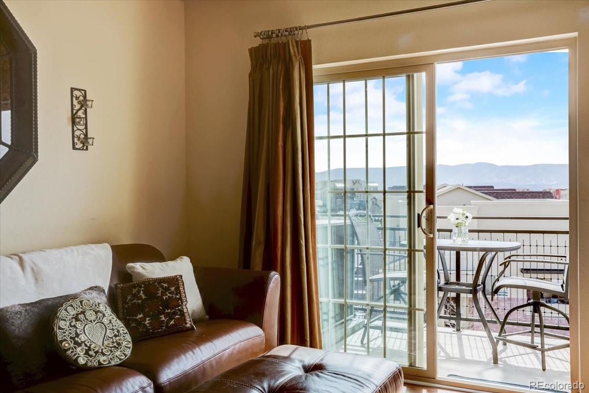 725 Elmhurst Drive Unit: 402