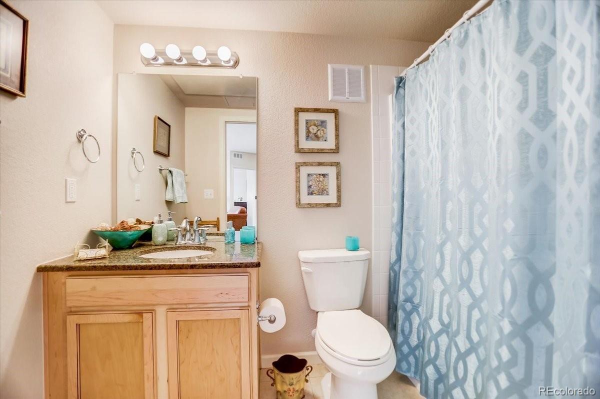 725 Elmhurst Drive Unit: 402