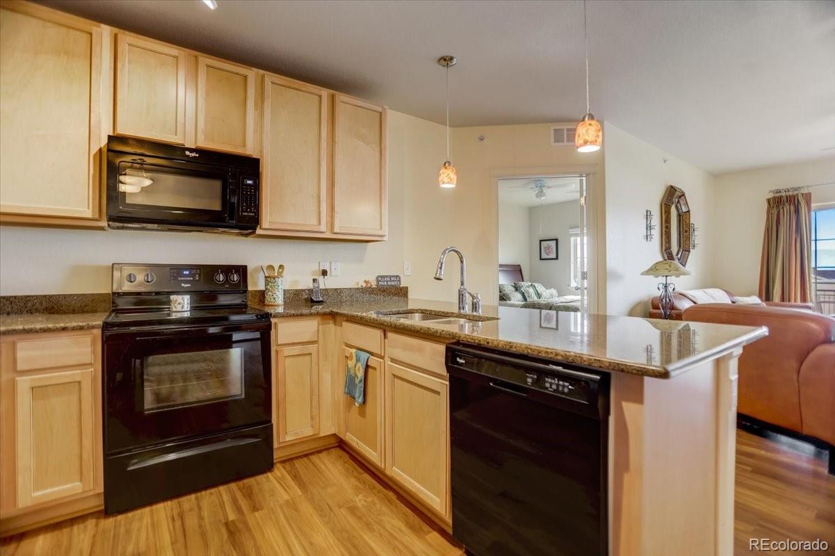 725 Elmhurst Drive Unit: 402
