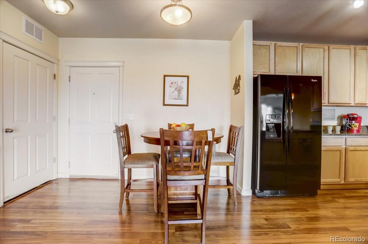 725 Elmhurst Drive Unit: 402