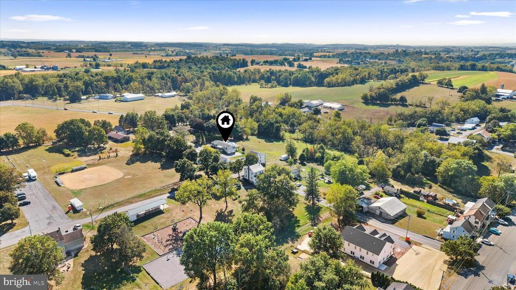 40 SEYMOUR DRIVE