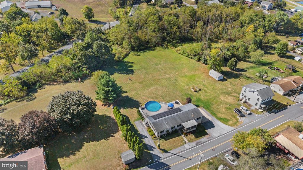 40 SEYMOUR DRIVE