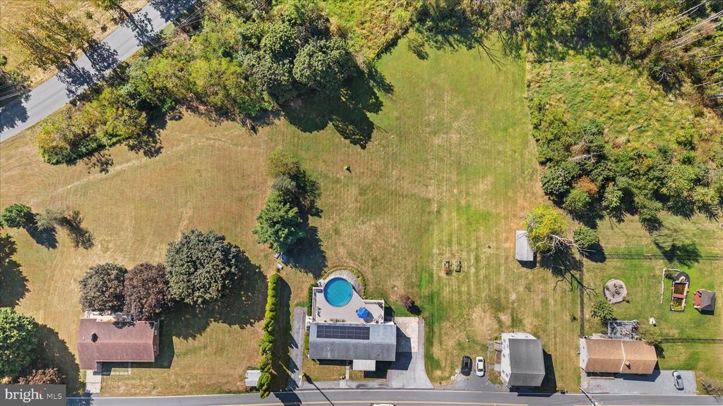 40 SEYMOUR DRIVE