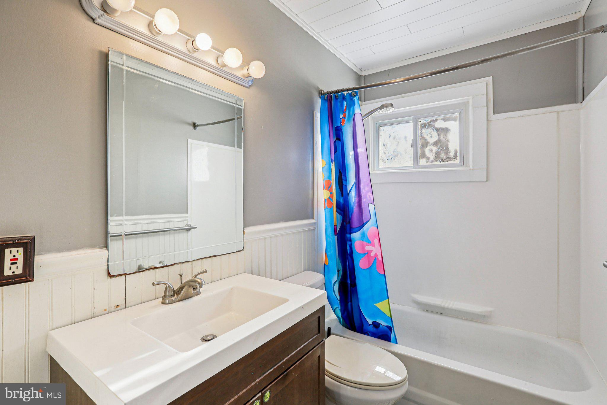 45 S 36TH STREET