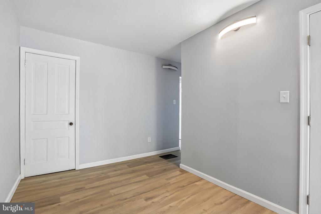 40 E COLUMBIA ROAD