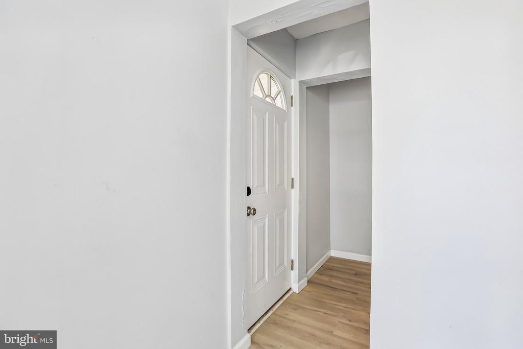 40 E COLUMBIA ROAD