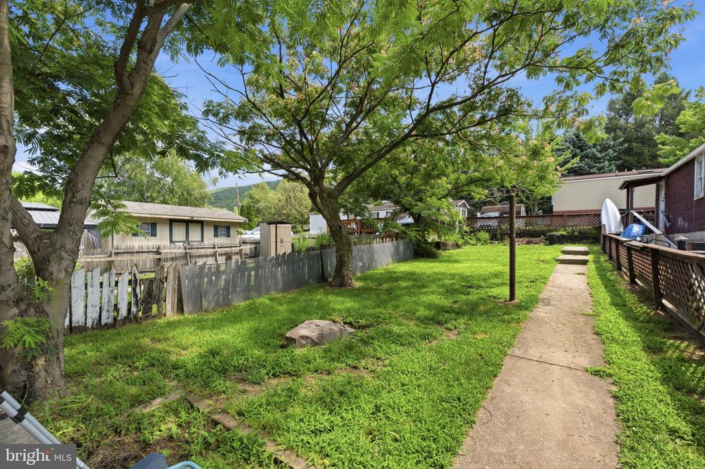 168 AVENUE A STREET