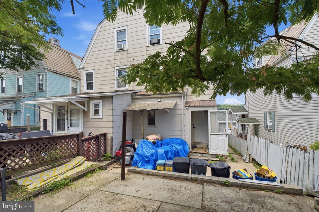 168 AVENUE A STREET