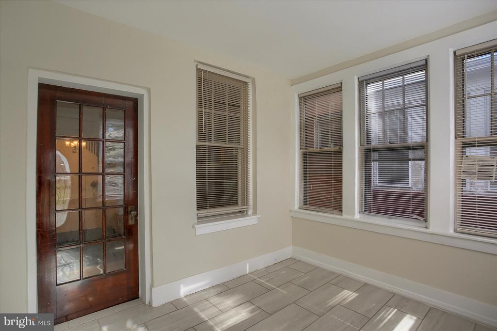 732 S 25TH STREET