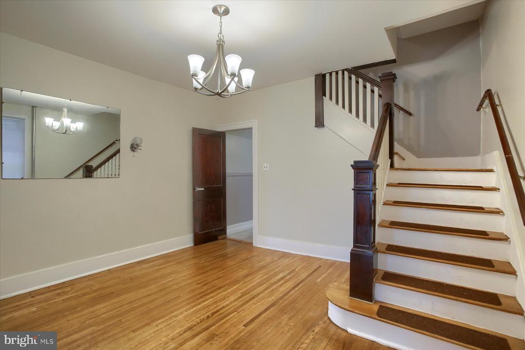 732 S 25TH STREET