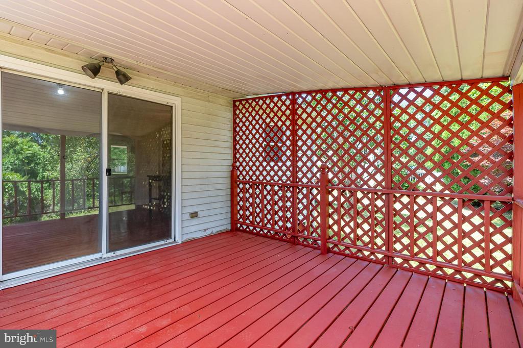 4289 BEAUFORT HUNT DRIVE