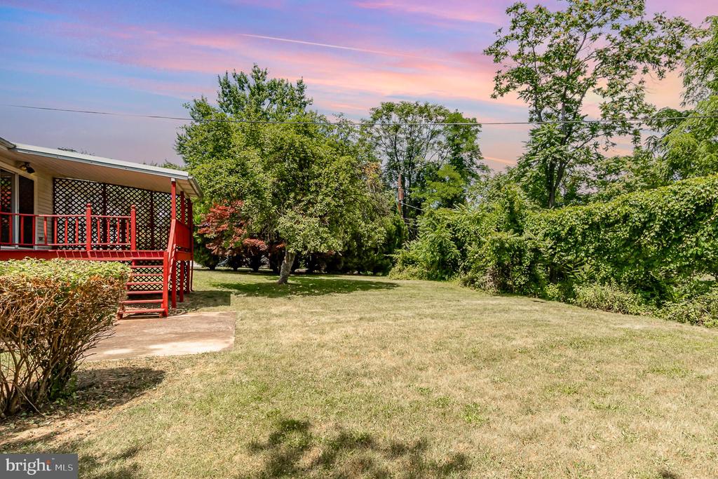 4289 BEAUFORT HUNT DRIVE