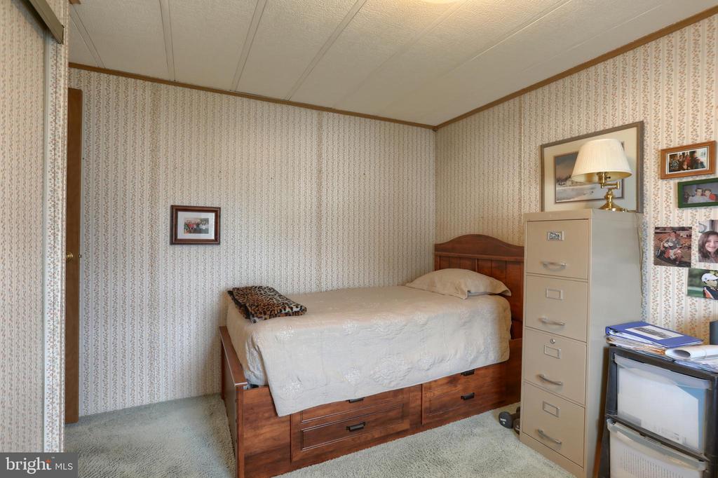 20 MEADOW RUN PLACE