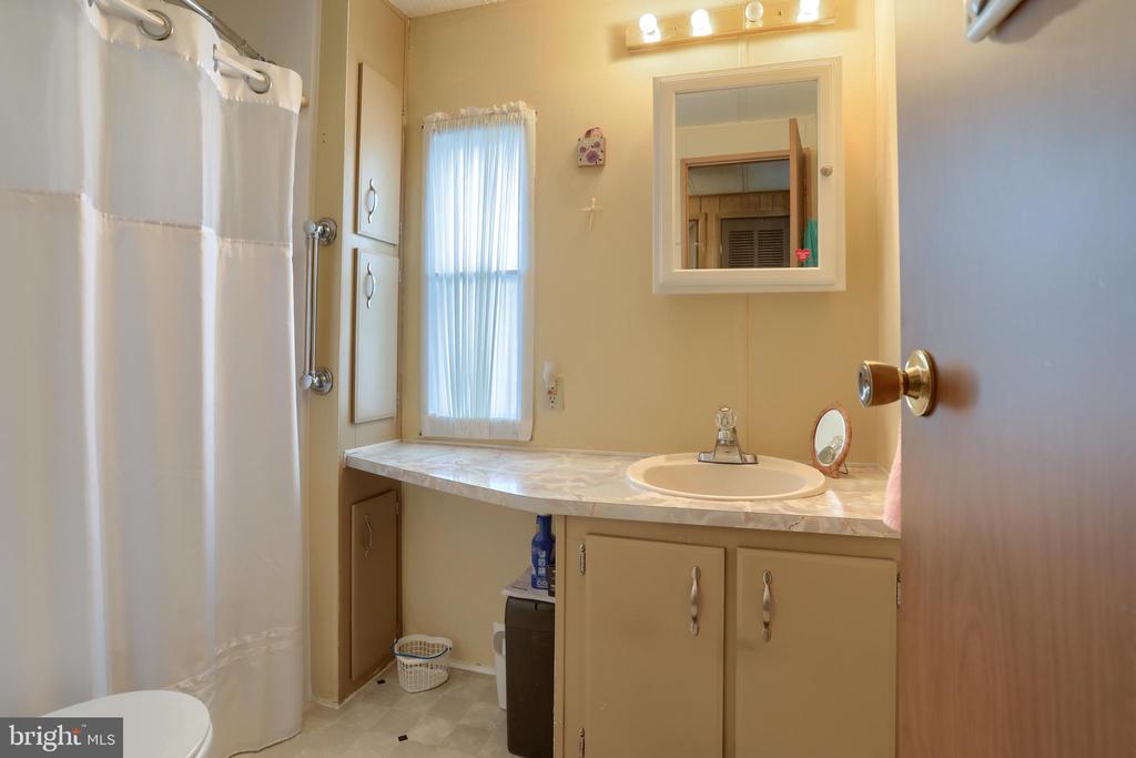 20 MEADOW RUN PLACE
