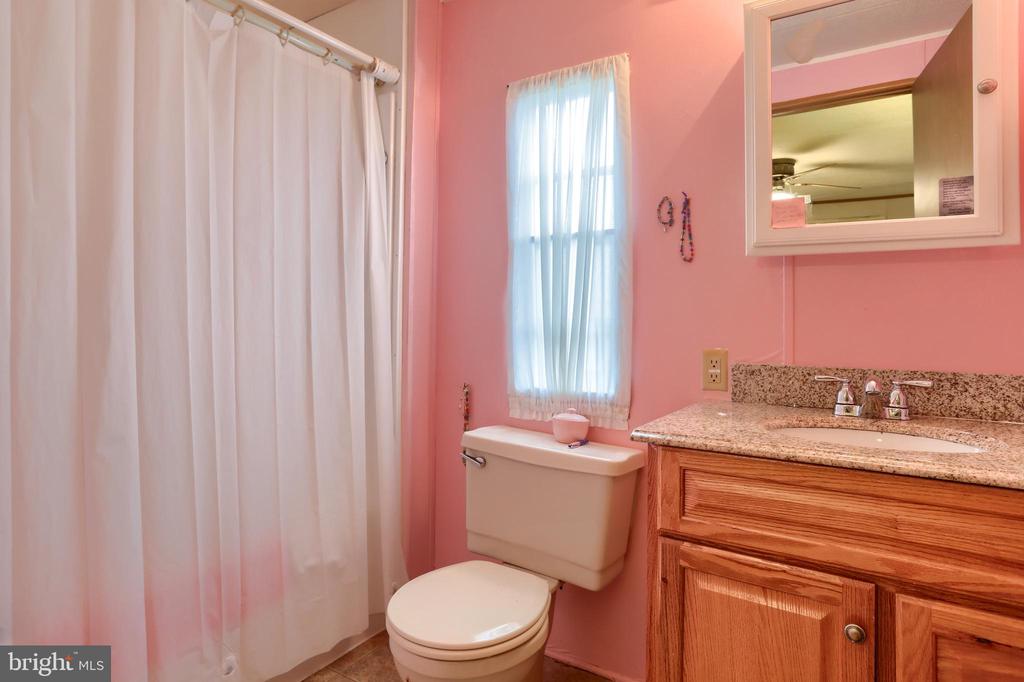 20 MEADOW RUN PLACE