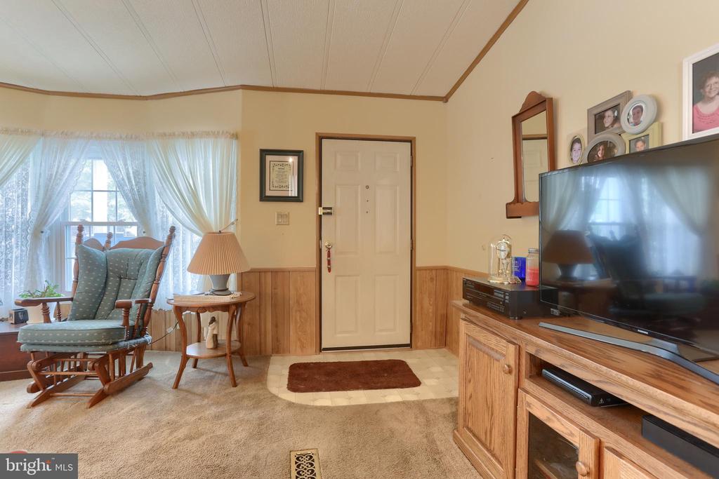20 MEADOW RUN PLACE