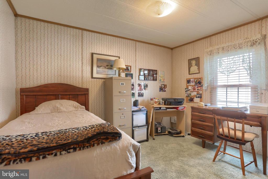 20 MEADOW RUN PLACE