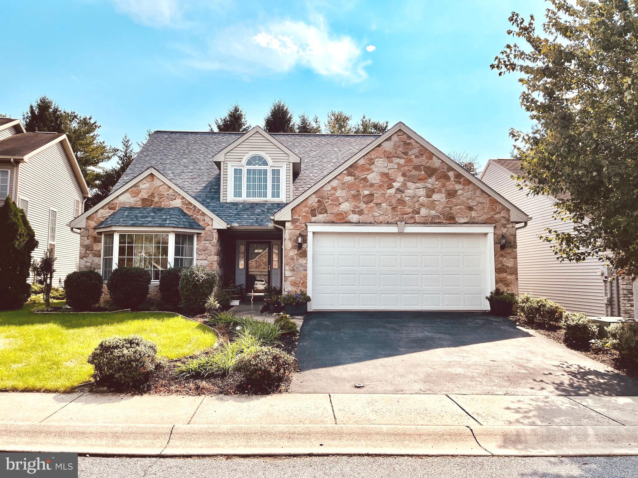 1805 MEADOW RIDGE DRIVE