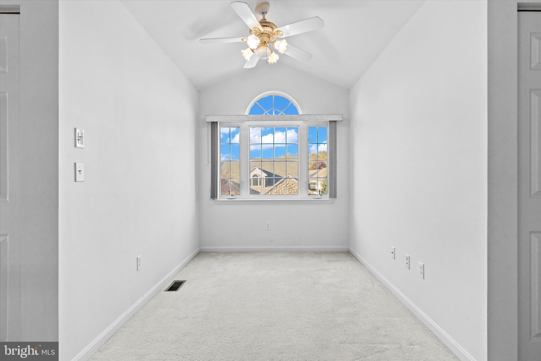 1805 MEADOW RIDGE DRIVE