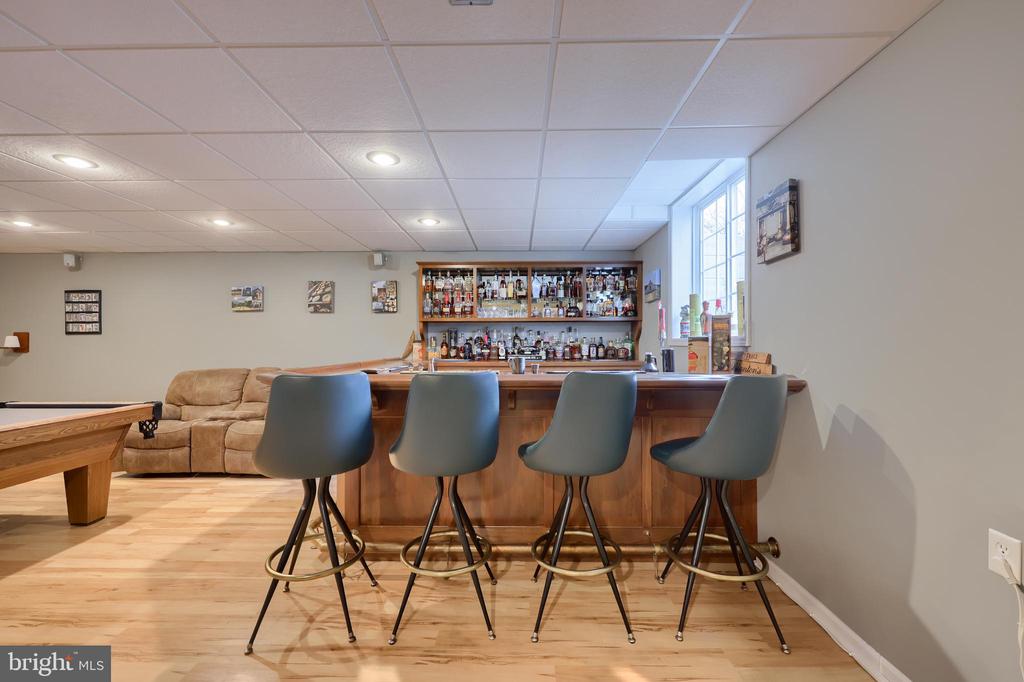 3427 GLENMEDE LANE