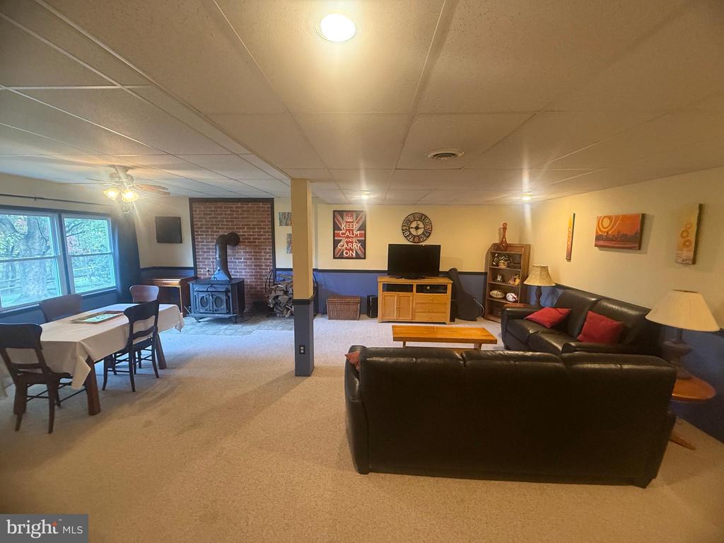 6100 HOCKER DRIVE