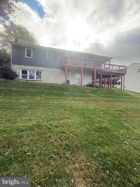 6100 HOCKER DRIVE