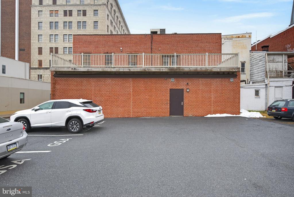 215 PINE STREET