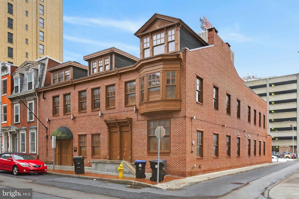 215 PINE STREET