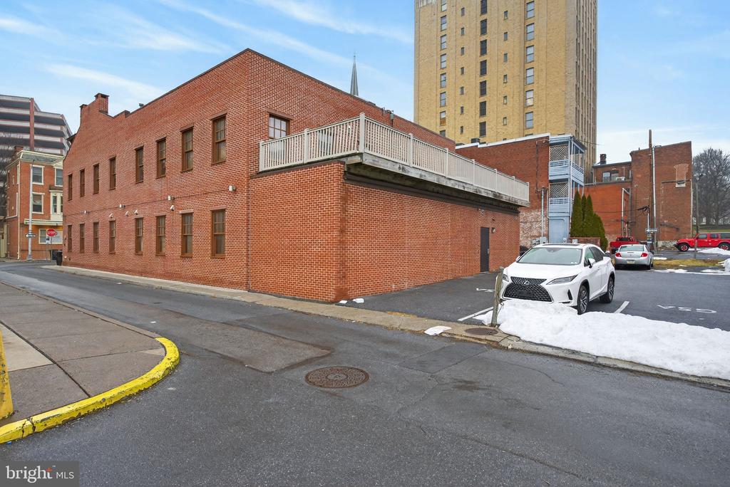 215 PINE STREET