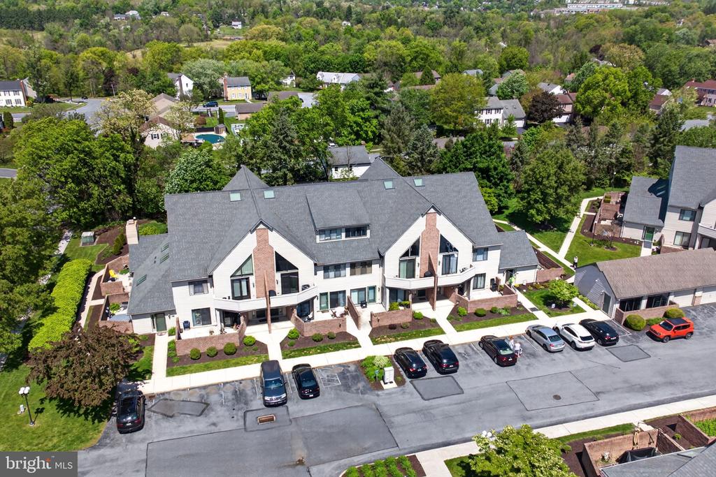 204 CHERRINGTON DRIVE