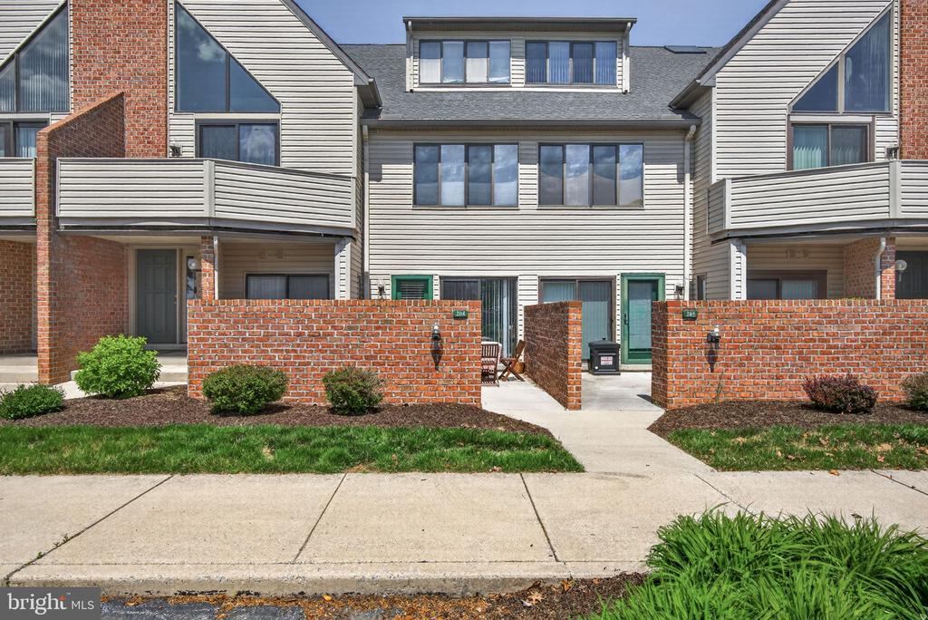204 CHERRINGTON DRIVE