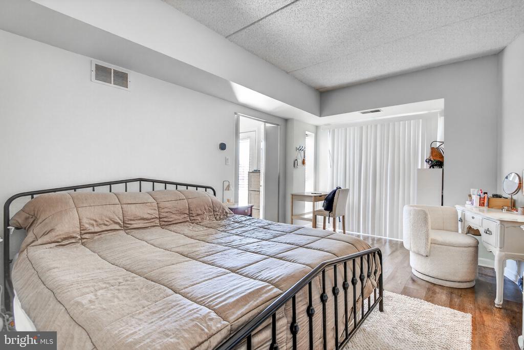 204 CHERRINGTON DRIVE