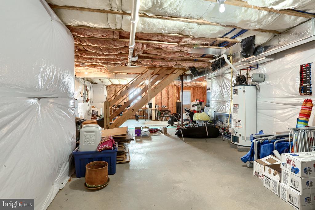 8430 HAMILTON