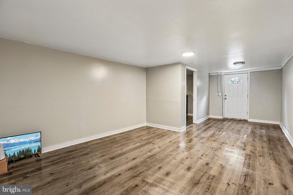 4317 WINTHROP DRIVE