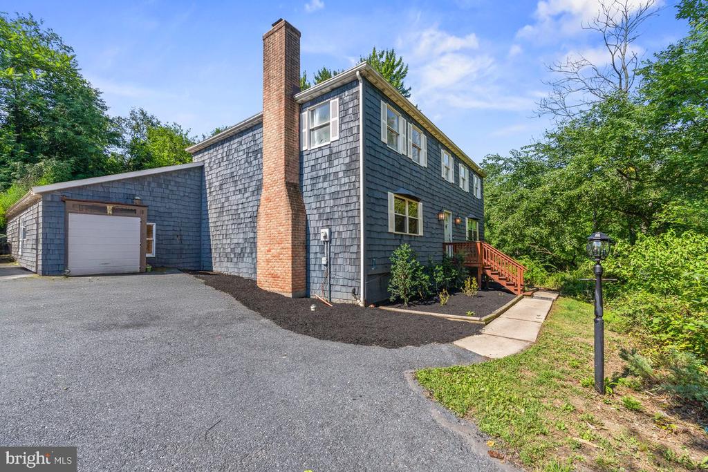 4317 WINTHROP DRIVE