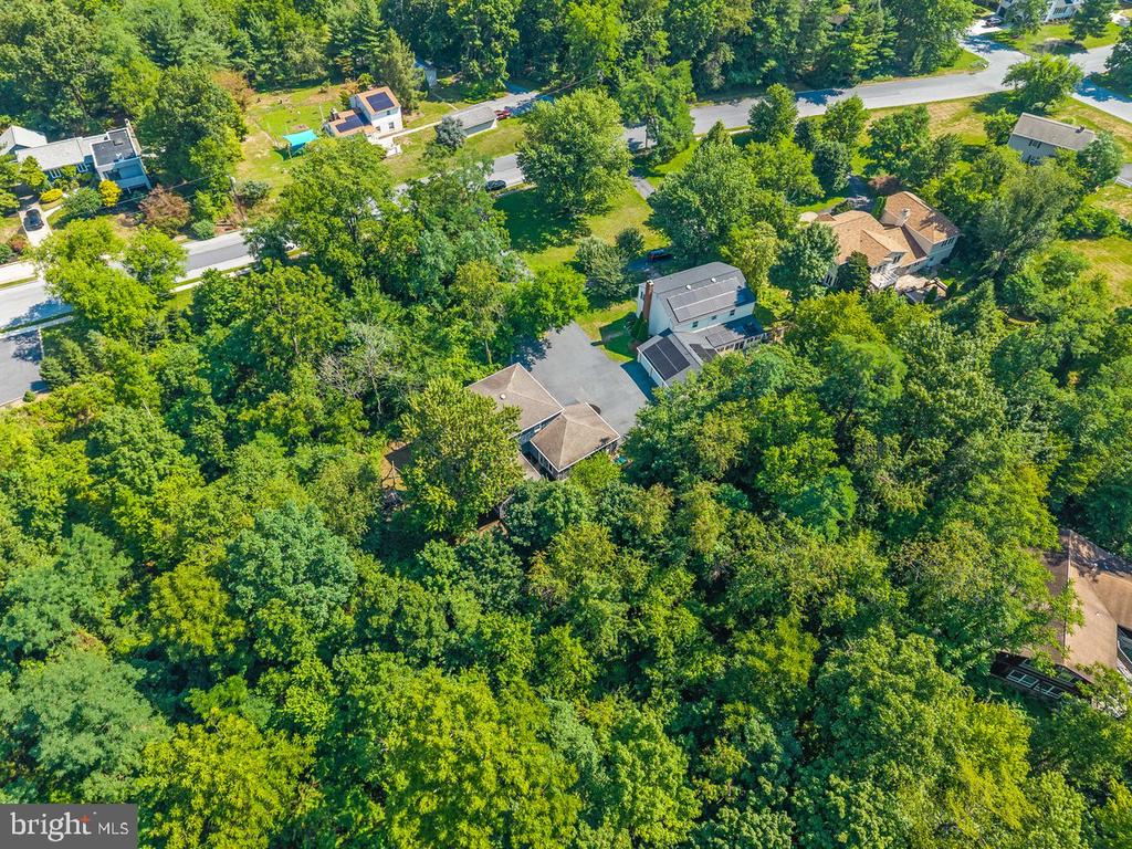 4317 WINTHROP DRIVE