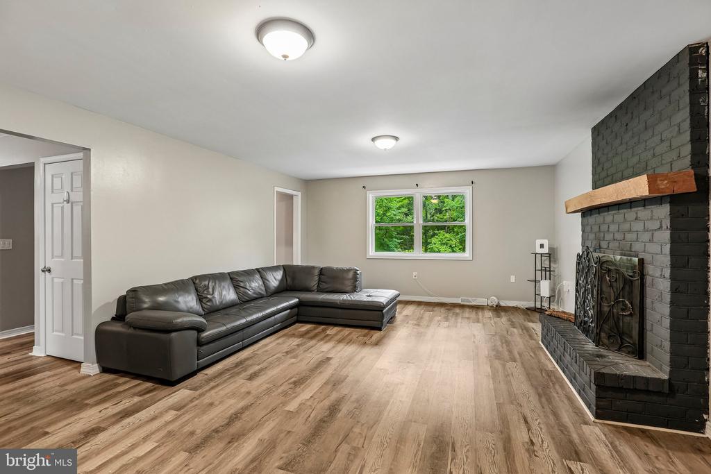 4317 WINTHROP DRIVE