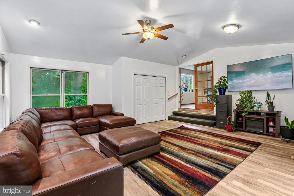 4317 WINTHROP DRIVE