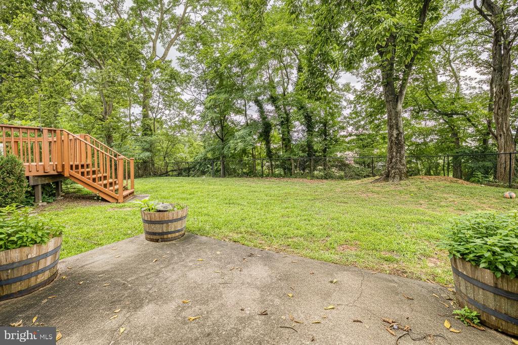 873 BLUE JAY ROAD