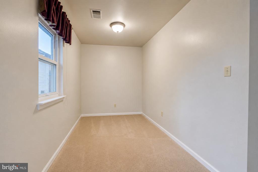 873 BLUE JAY ROAD