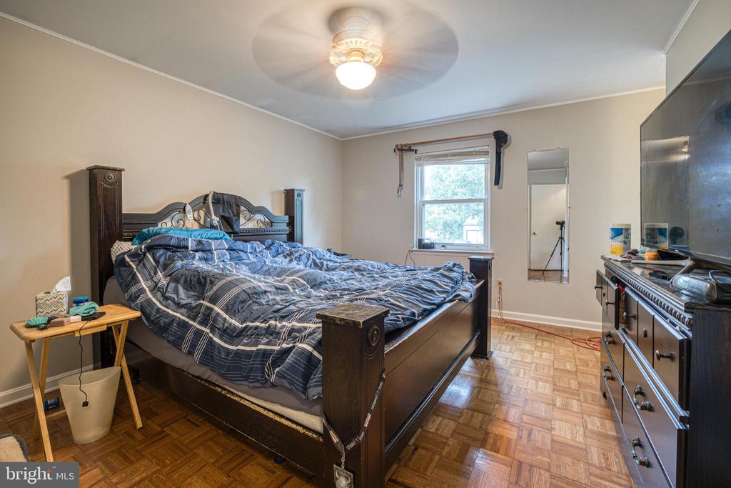 873 BLUE JAY ROAD