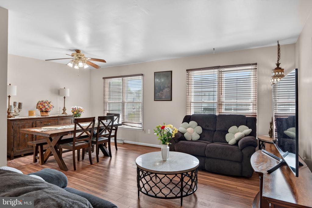 824 WOODLAWN DRIVE