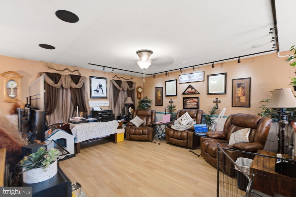 12558 PATH VALLEY ROAD