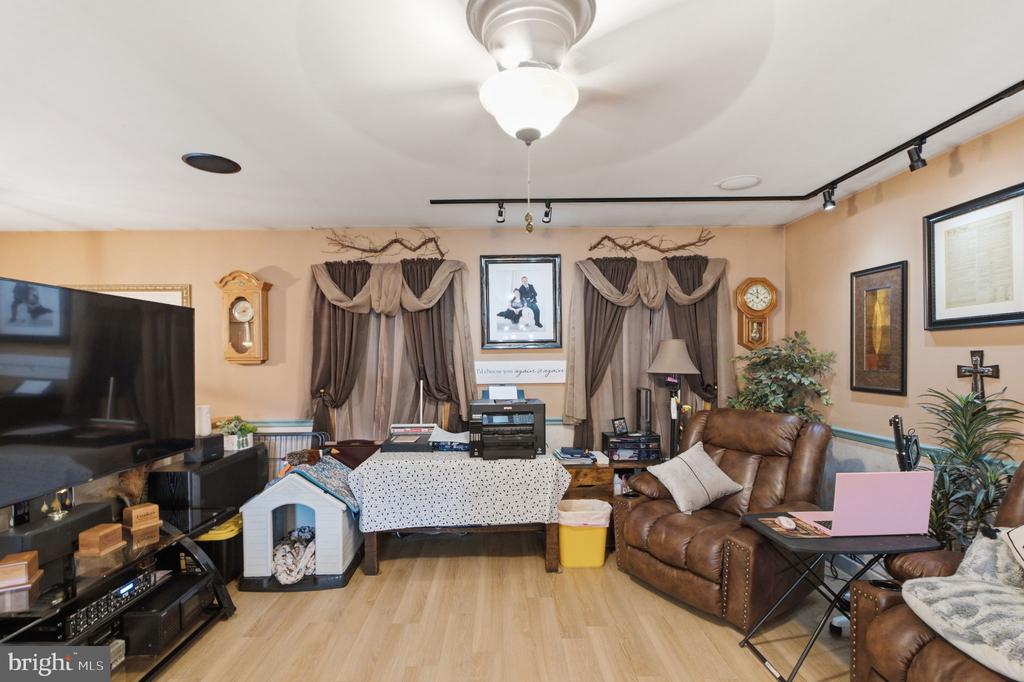 12558 PATH VALLEY ROAD