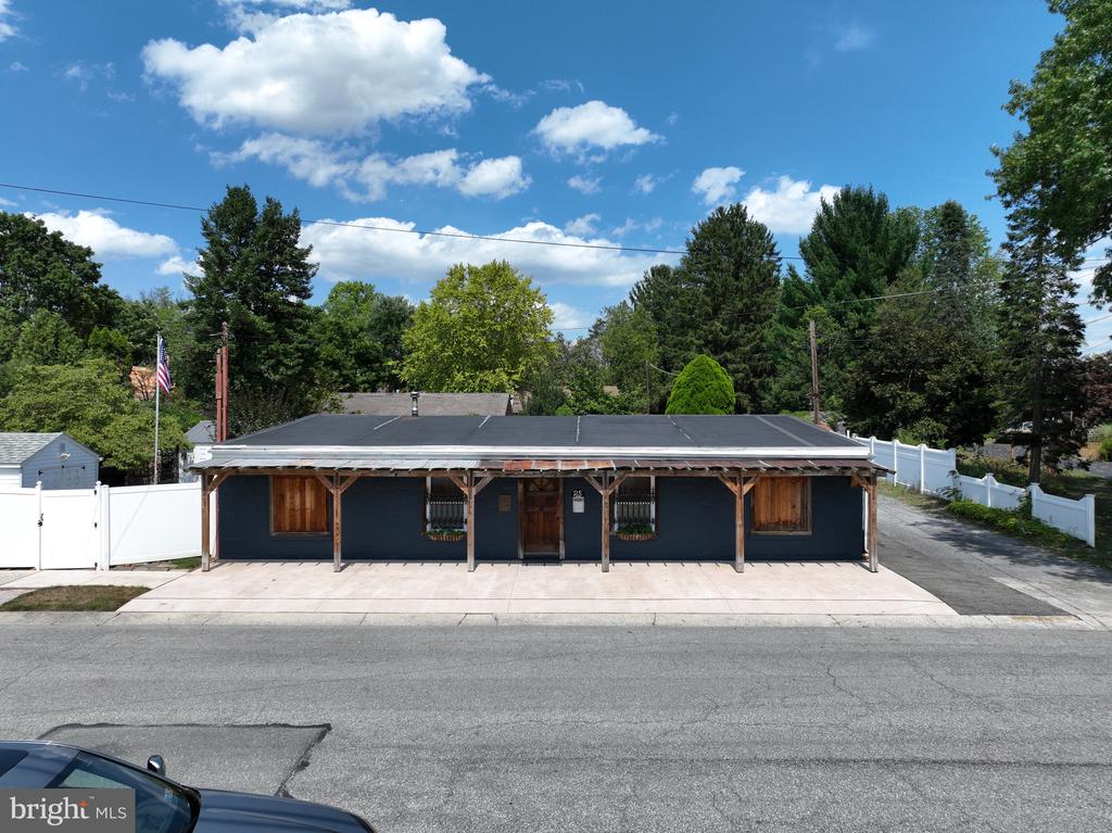 1110 WALNUT STREET