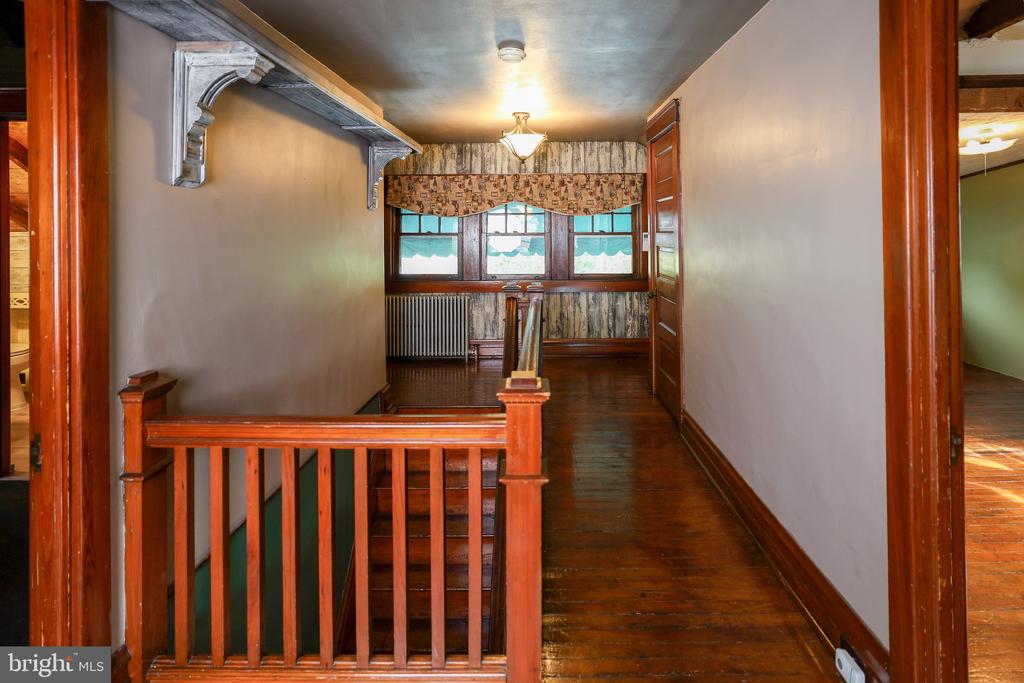 1110 WALNUT STREET