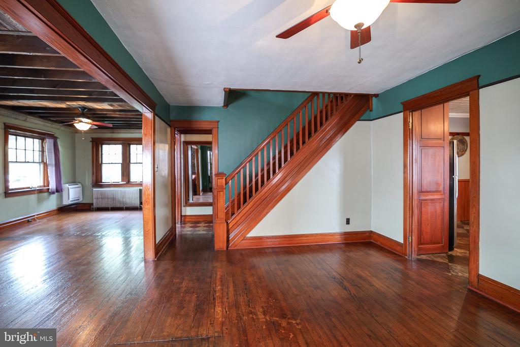 1110 WALNUT STREET